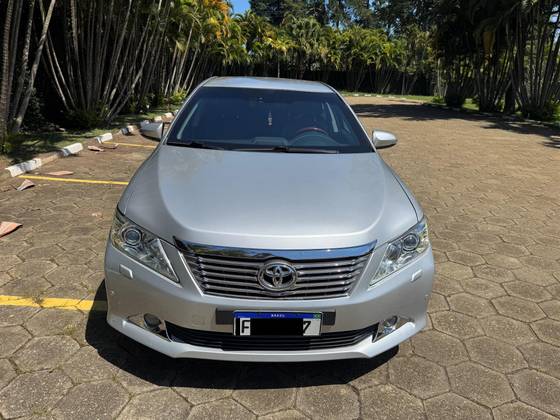 TOYOTA CAMRY 3.5 XLE V6 24V GASOLINA 4P AUTOMÁTICO
